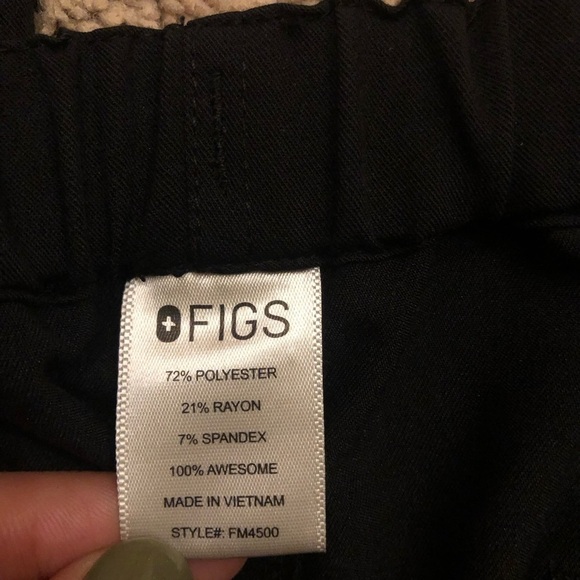 FIGS Pisco Basic Scrub Pants in Black Medium and Large - Picture 8 of 9